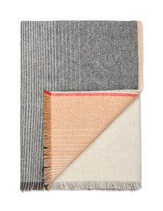 Elvang Denmark Carte Postale throw Throw Black-brown