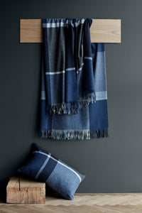 Elvang Denmark Manhattan plaid Throw Dark blue/asphalt